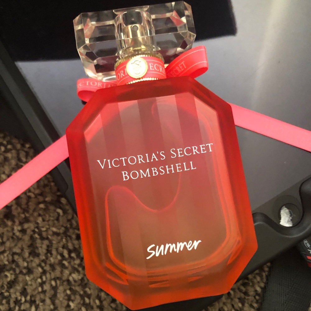 VS Bombshell Summer